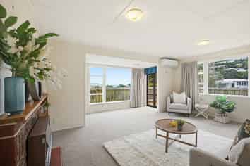 44 Acheron Road, Paremata