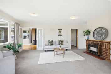 44 Acheron Road, Paremata