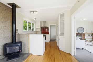 44 Acheron Road, Paremata