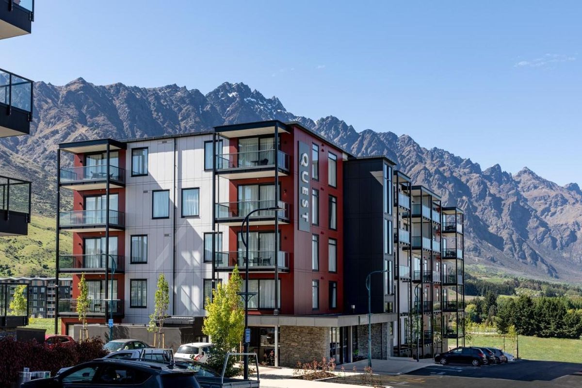 Stylish Apartment Living, Frankton