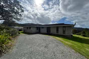 208 King Road (Main House), Mangawhai Heads