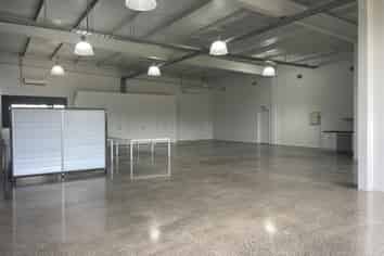 Contemporary Kingsland Office