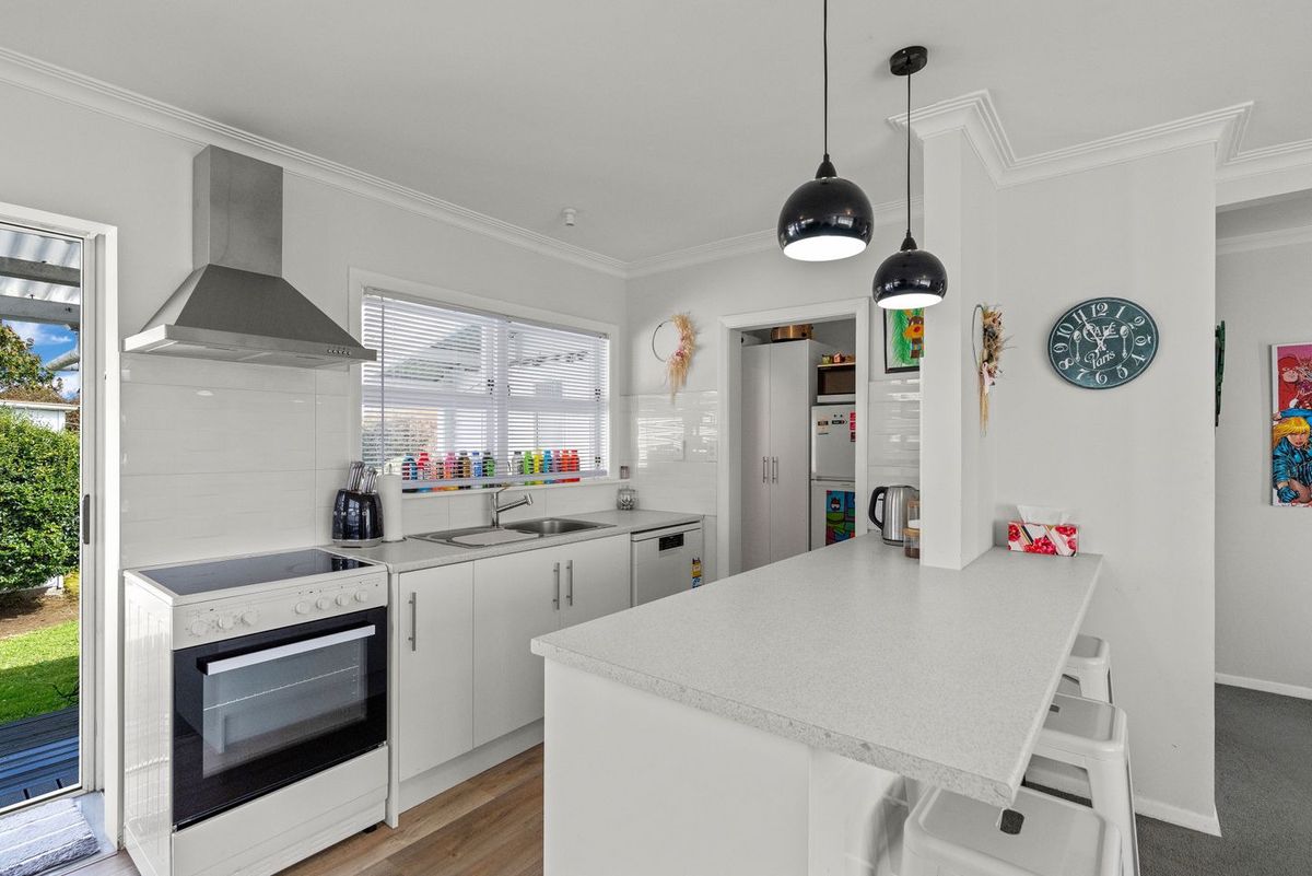 Sunny Three Bedroom Home - Ansicht 3