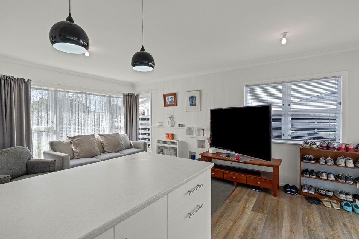 Sunny Three Bedroom Home - Ansicht 6
