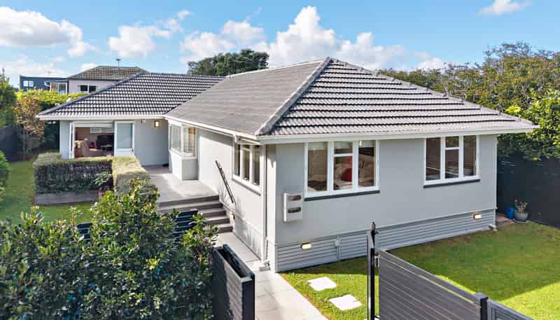 2/37 Inkerman Street, Onehunga