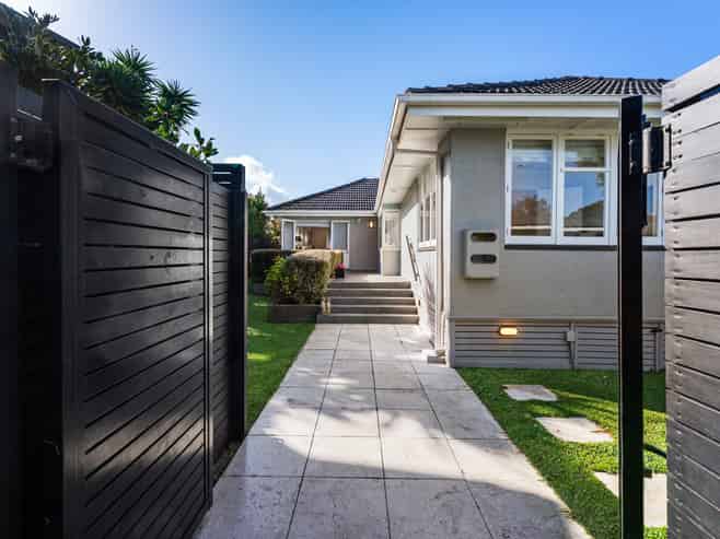 2/37 Inkerman Street, Onehunga