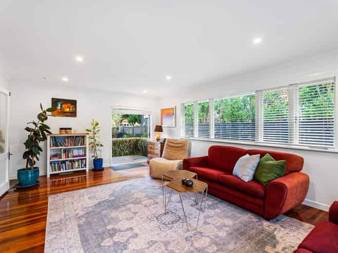 2/37 Inkerman Street, Onehunga