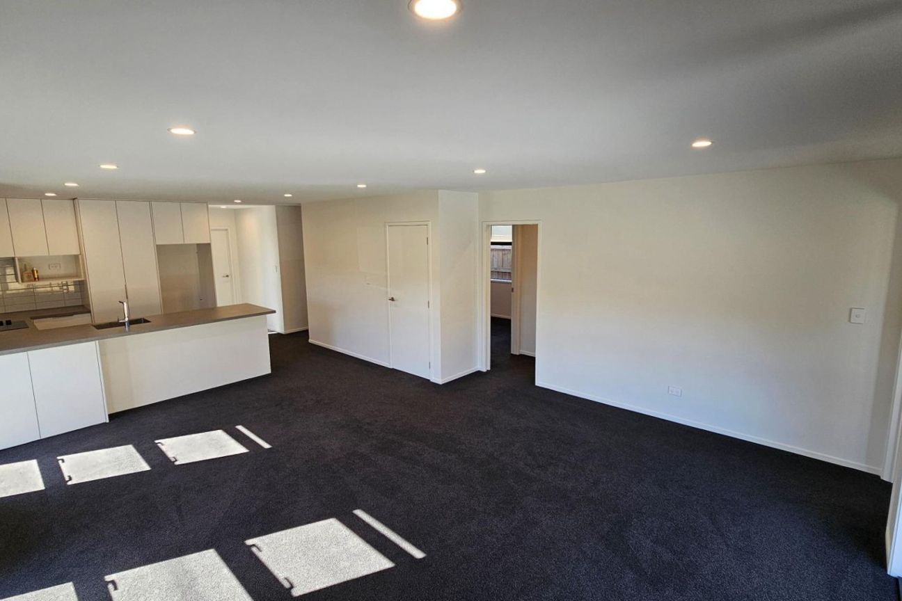 THREE BEDROOM CLOSE TO HOSPITAL - Ansicht 4