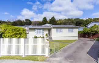 17 Beryl Grove, Birchville