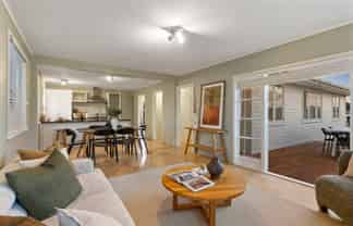 1/17 Fairclough Road, Beach Haven