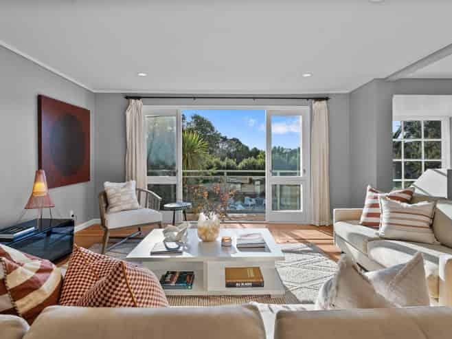 47 Fern Glen Road South, St Heliers