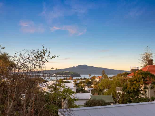 1B/9 St Georges Bay Road, Parnell