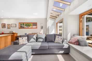 89 Office Road, Merivale