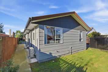 21 Carters Road, Aranui