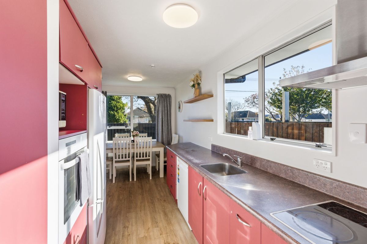 Fabulous First Home - Mehr