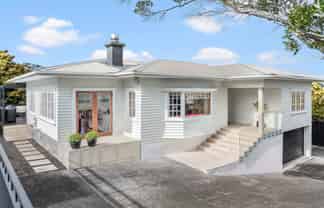 11 Clarendon Road, Saint Heliers