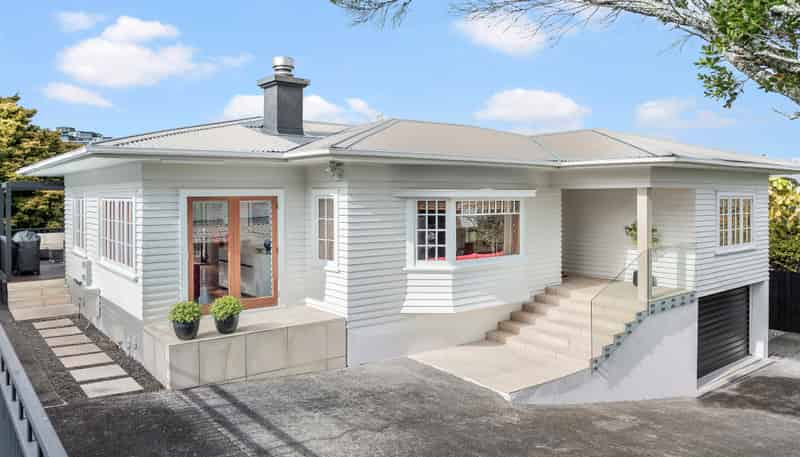 11 Clarendon Road, Saint Heliers