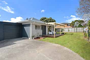 9B Bungalore Place, Half Moon Bay