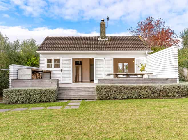 2 Paerimu Street, Orakei