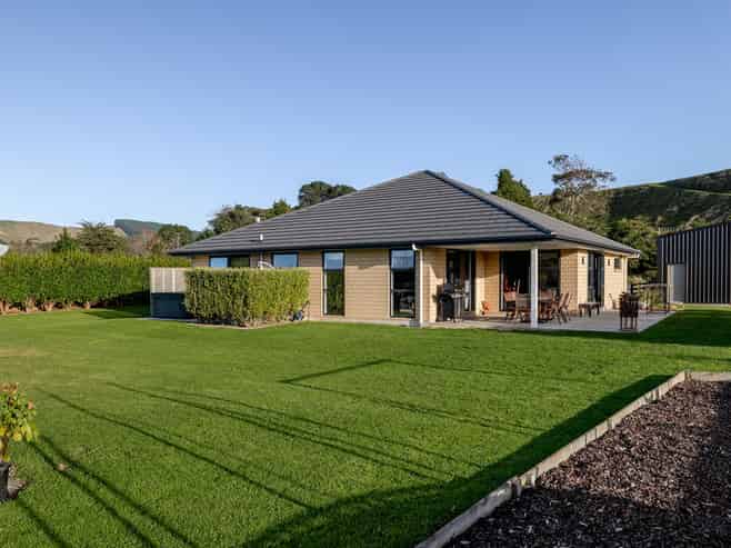 203 Turitea Road, Fitzherbert