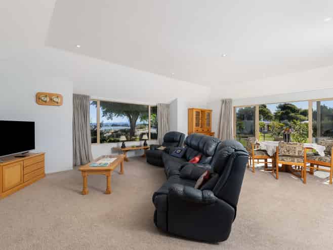50 Hoult Crescent, Monaco