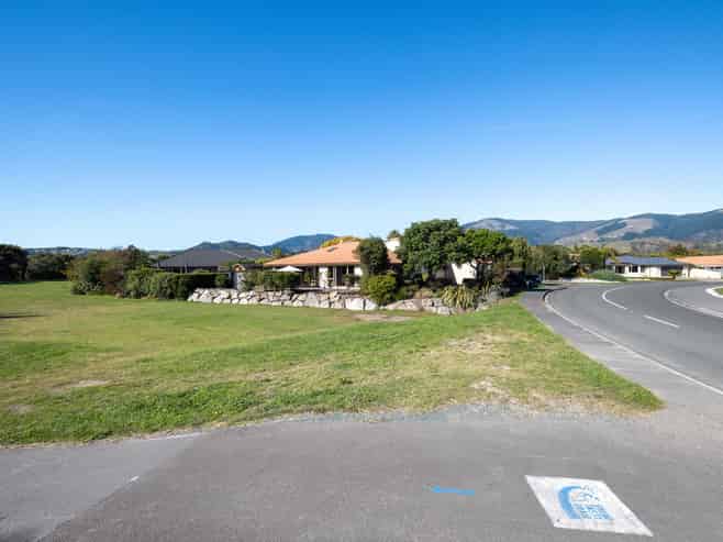 50 Hoult Crescent, Monaco