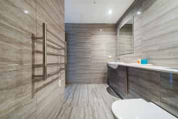 605/1 Rose Garden Lane, Albany