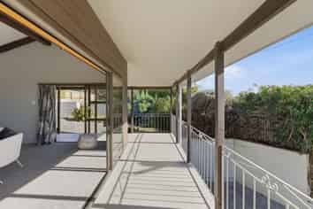 88 Huntsbury Avenue, Huntsbury