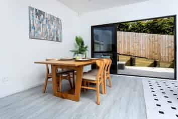 58 County Road, Torbay