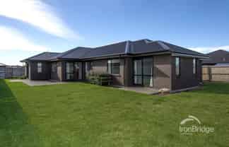 50 Whitehorn Drive, Lincoln