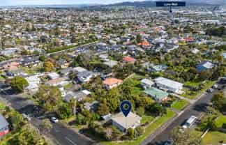 27 Whitney Street, New Windsor