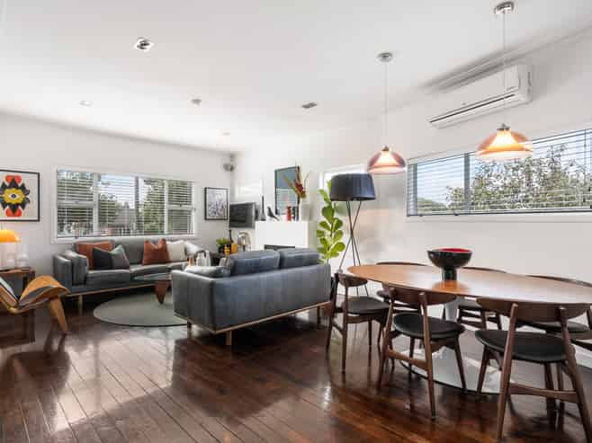2 Mountfield Terrace, Mount Albert