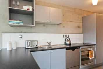 C2/25 Cheshire Street, Parnell