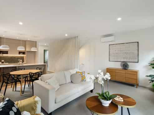 6 Cassino Terrace, Mount Albert