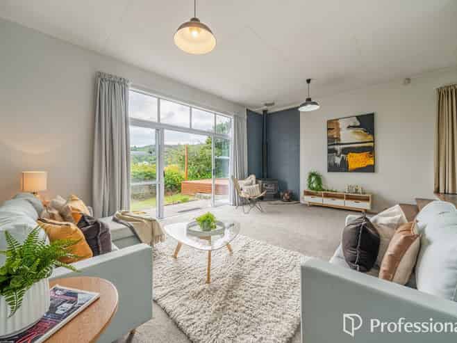 14a Hawthorn Crescent, Stokes Valley