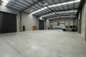 450sqm Airport Warehouse - 6.5m Stud