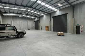 450sqm Airport Warehouse - 6.5m Stud