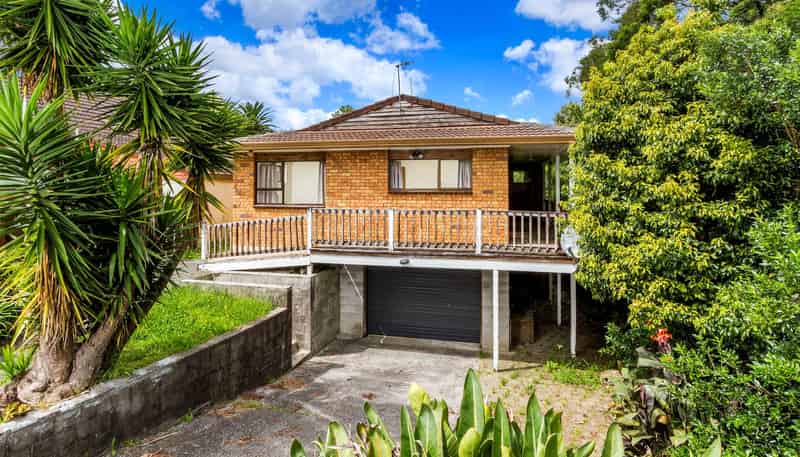 2/1 Claude Brookes Drive, Henderson