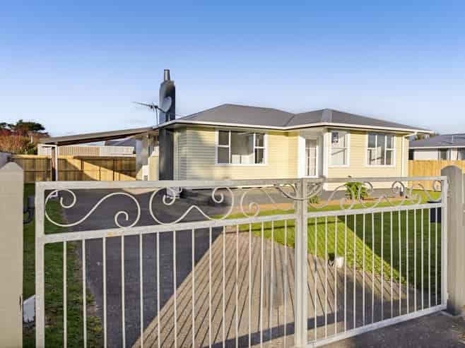 25 Grey Street, Normanby