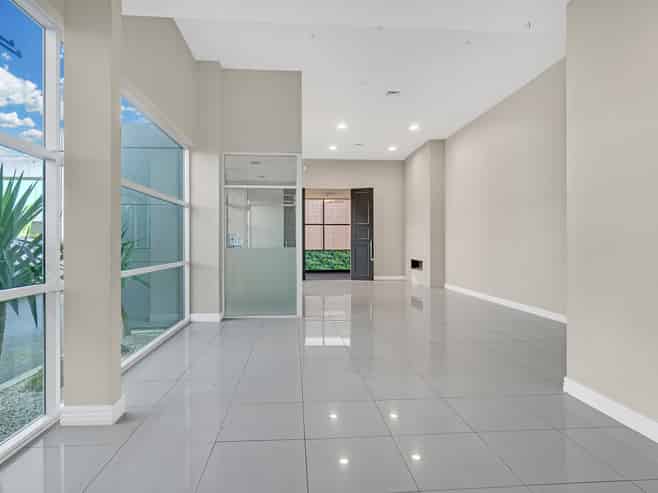 Smart Mezzanine Workspace in Prime Location