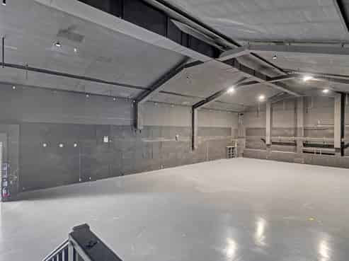 Smart Mezzanine Workspace in Prime Location