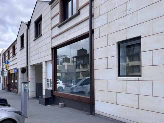 CBD Retail or Showroom For Lease