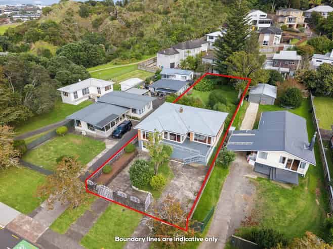90 Coronation Road, Mangere Bridge