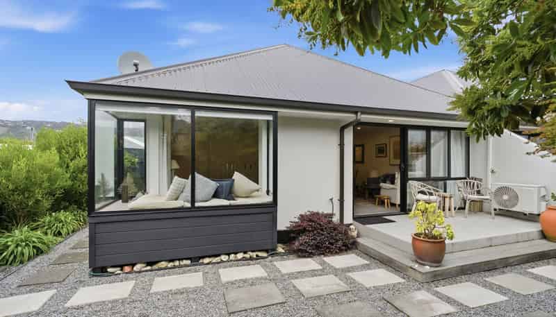 10/71b Main Road, Redcliffs