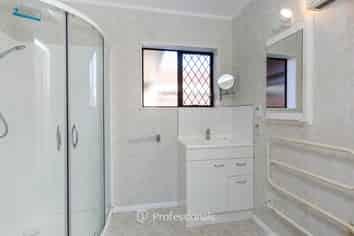 3/28 Logan Street, Ebdentown