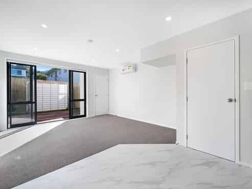7/31 Ayton Drive, Totara Vale