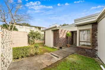 25 Bluewater Place, Wattle Downs