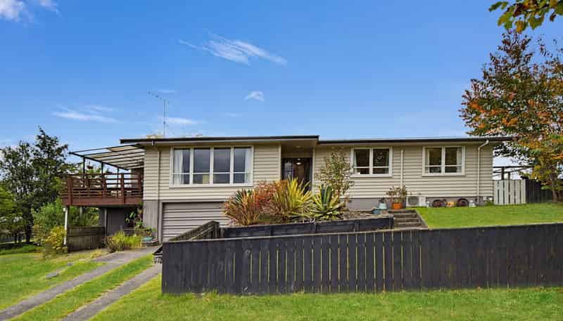 211 West Parkdale Street, Tokoroa