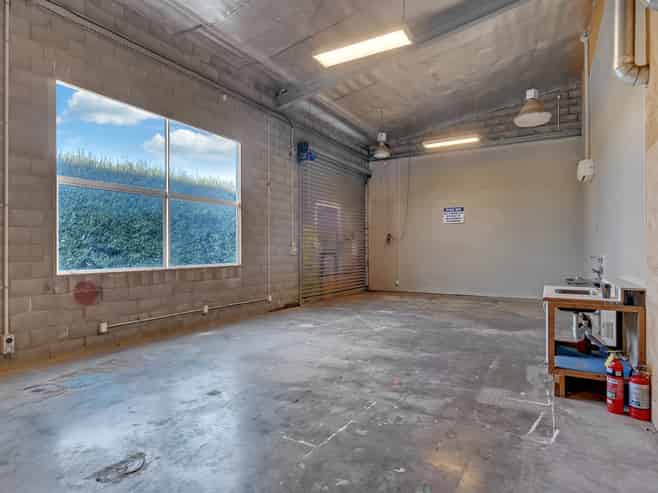 Flexible Industrial Unit with Parking as Required