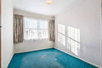 58 Corlett Street, Utuhina